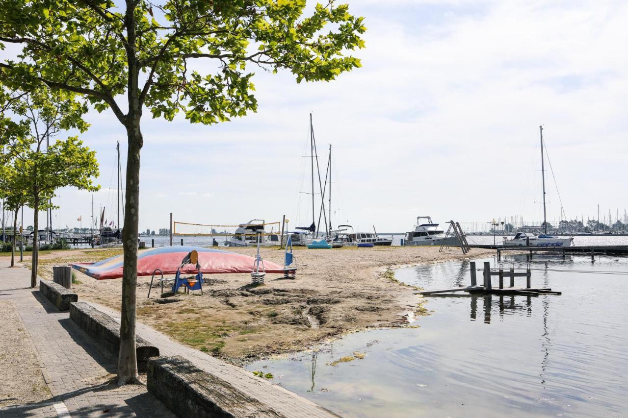 Chalet Op 5* Camping De Paardekreek Kortgene Bagian luar foto